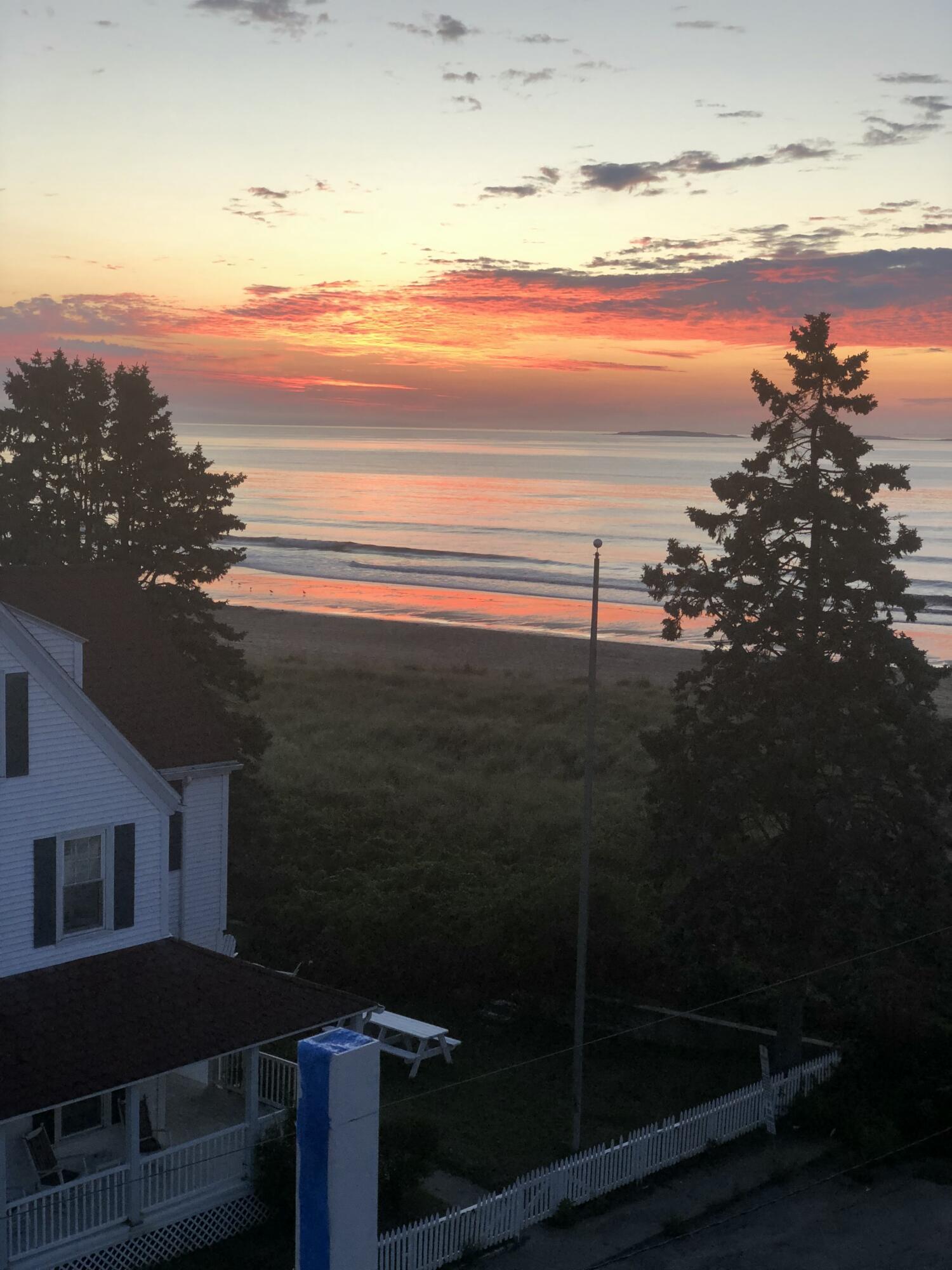 3 Bay Avenue 24