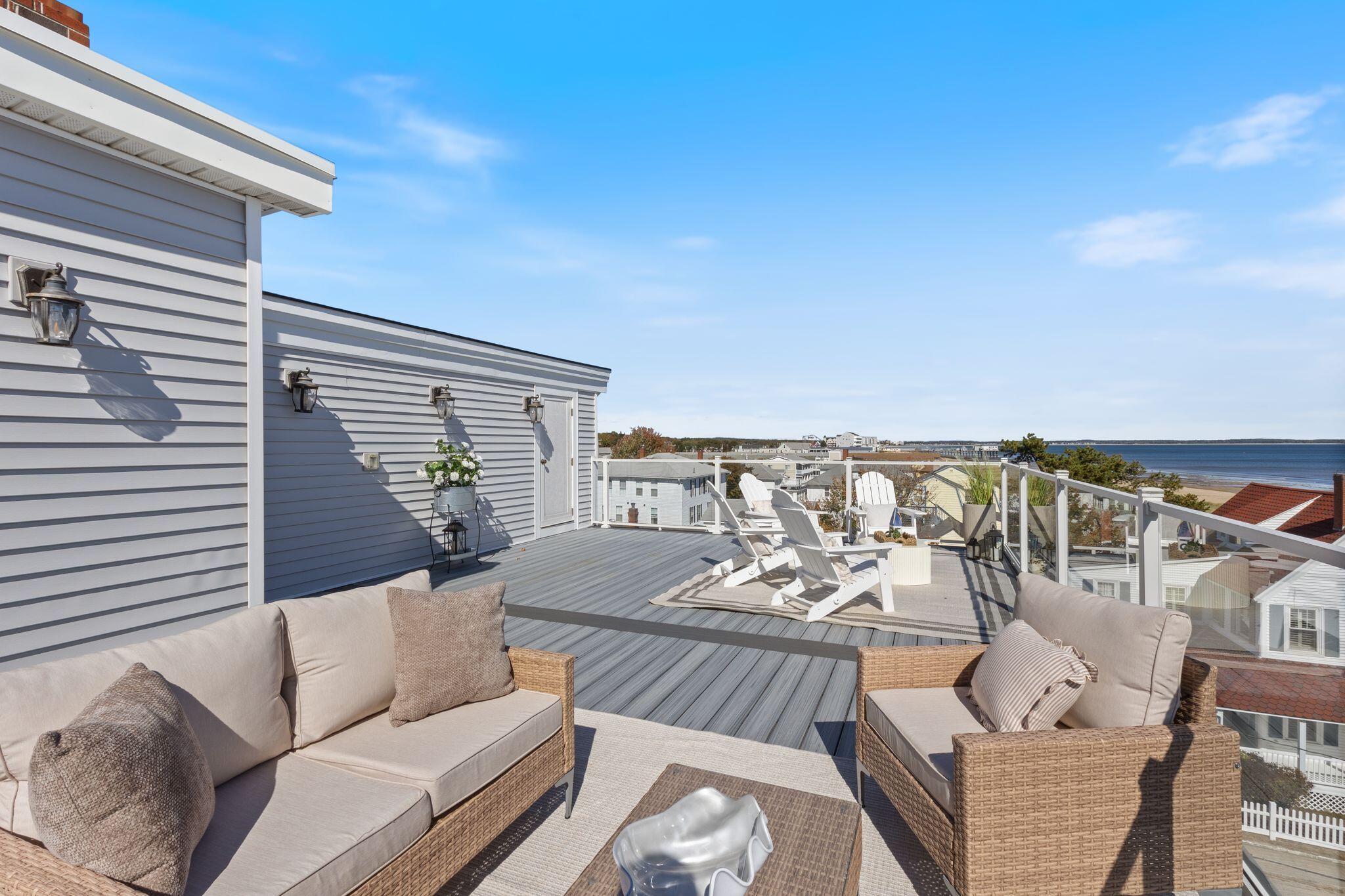 3 Bay Avenue 24