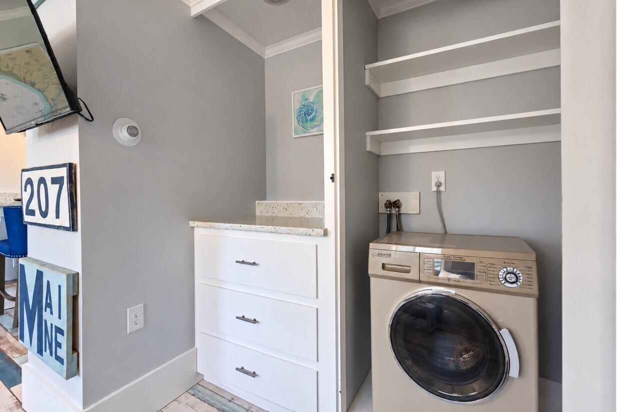 3 Bay Avenue 24