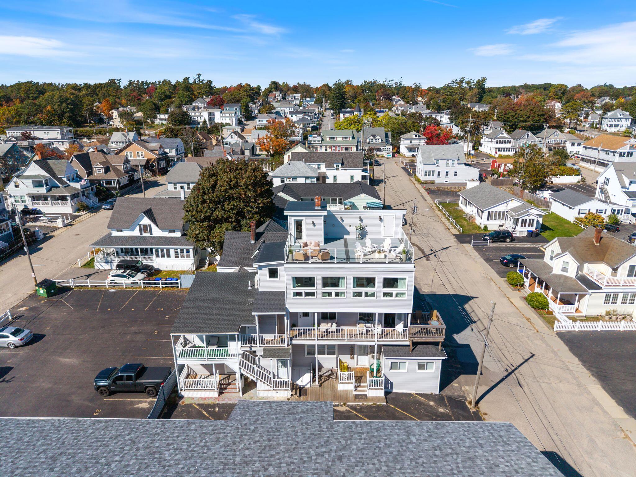 3 Bay Avenue 24