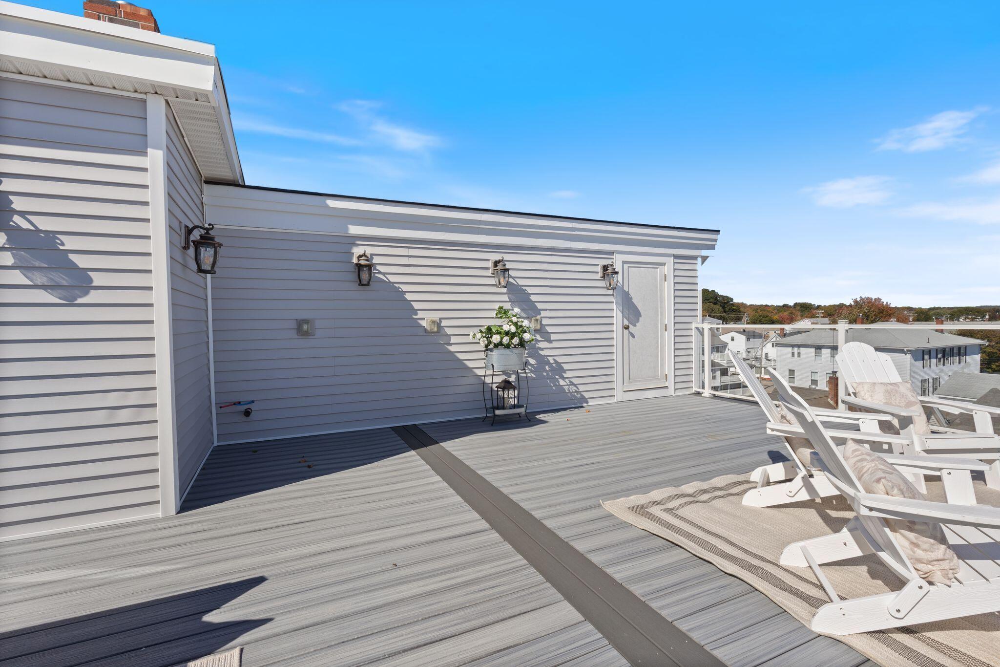 3 Bay Avenue 24
