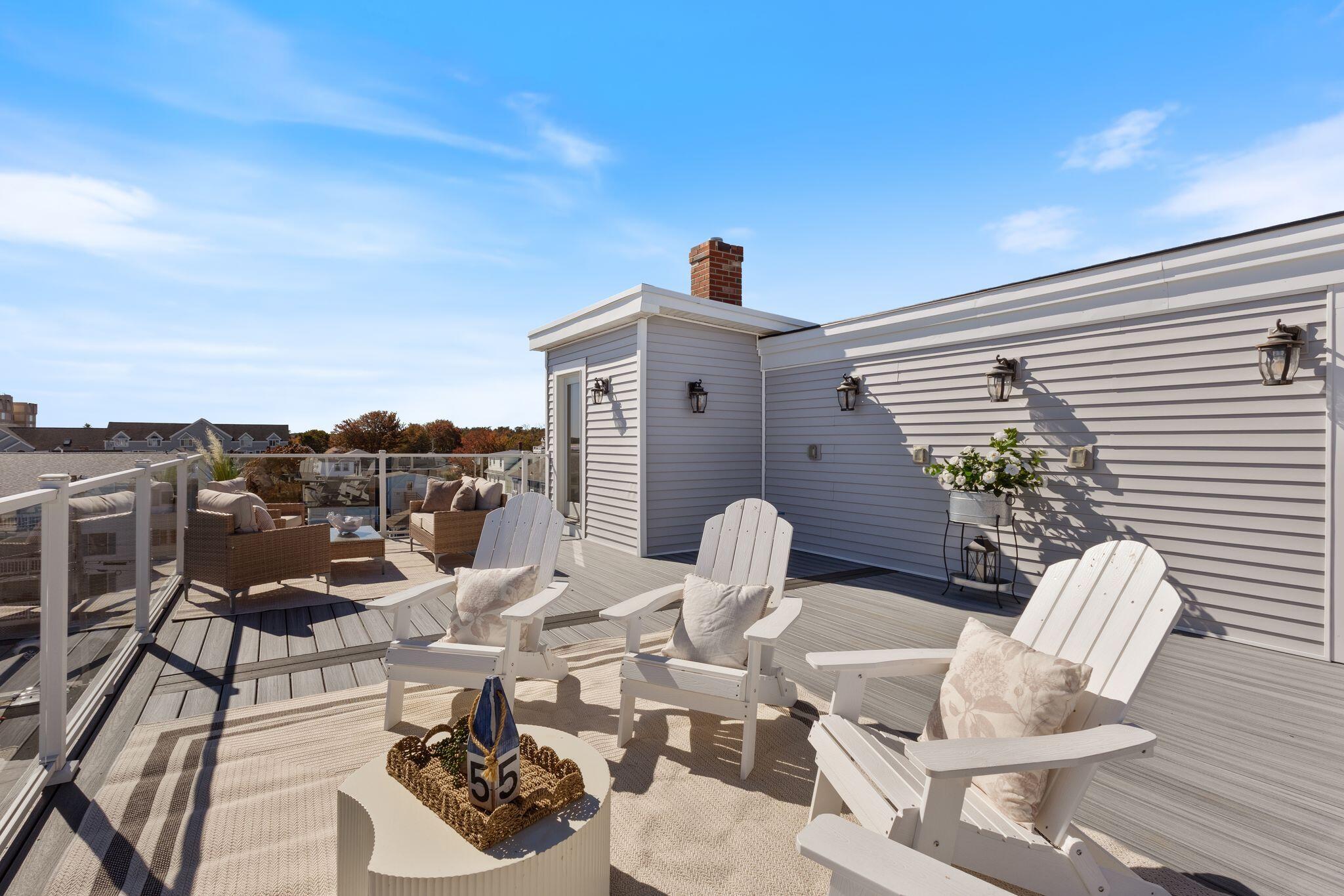 3 Bay Avenue 24
