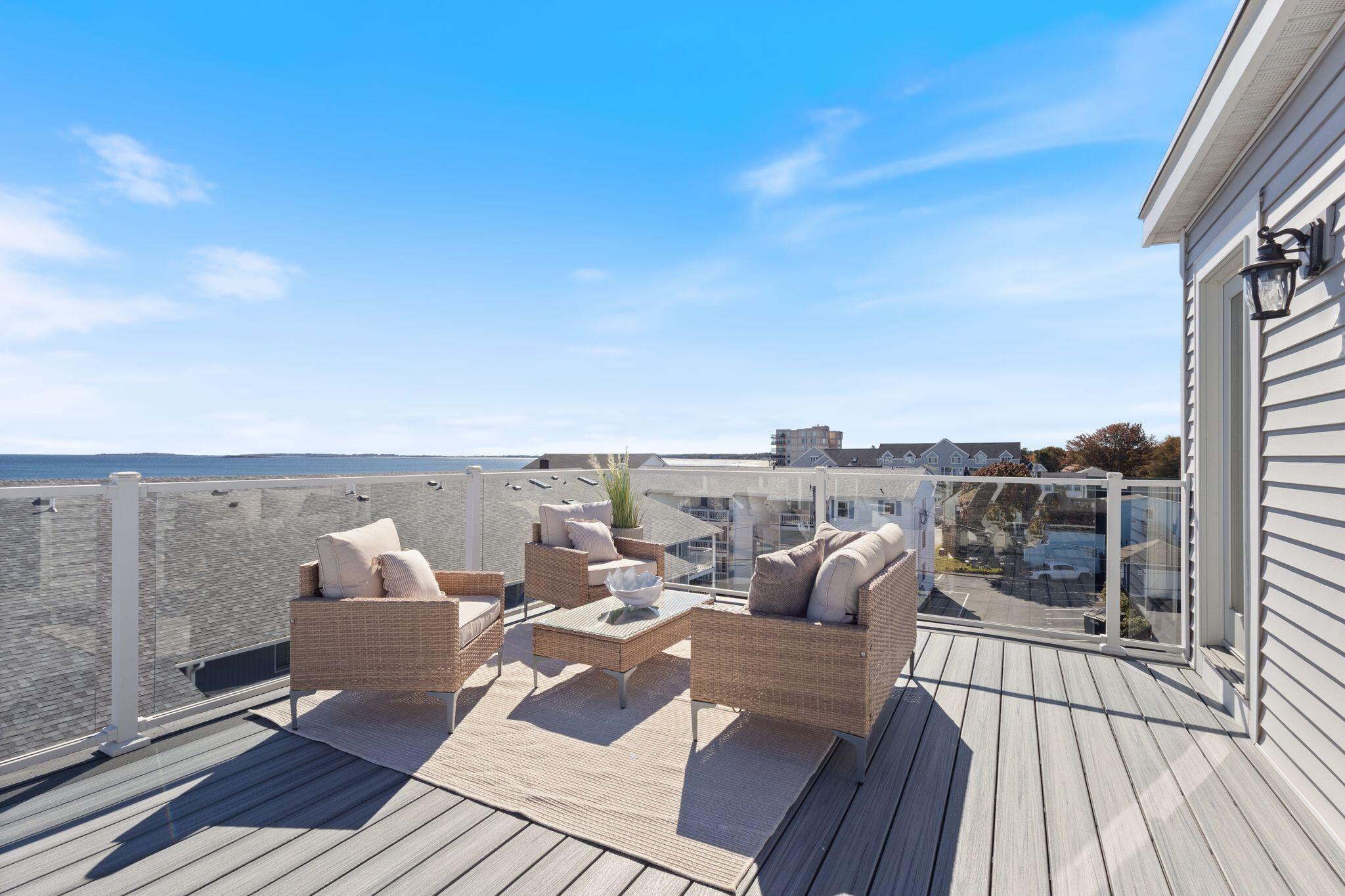 3 Bay Avenue 24