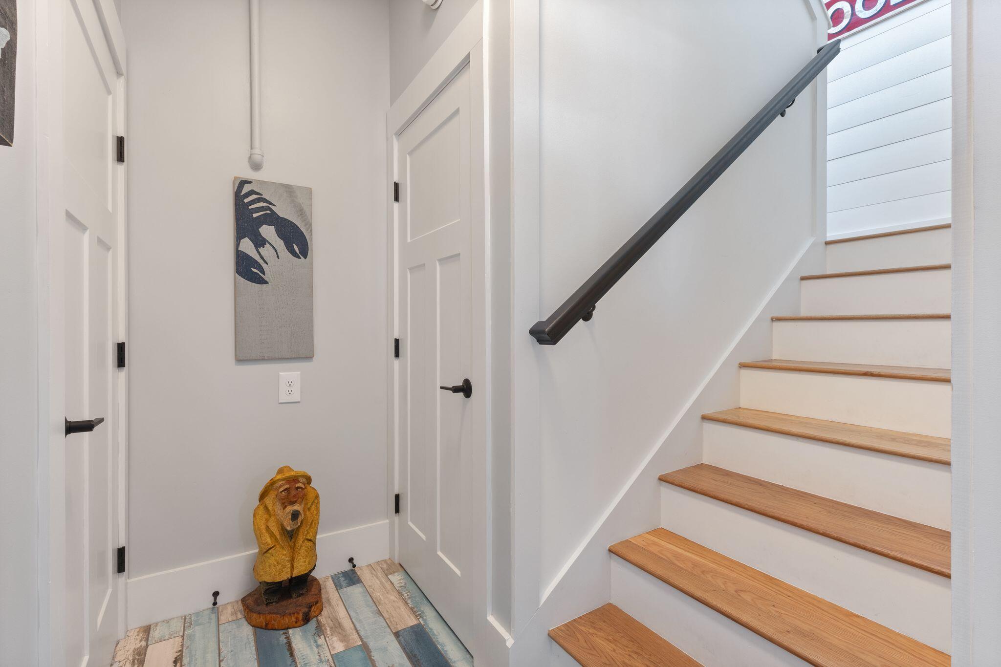 3 Bay Avenue 24