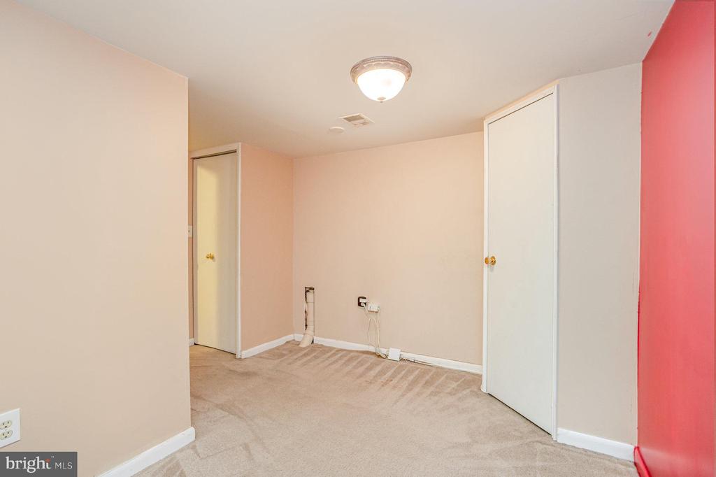 3448 MARBLE ARCH DRIVE