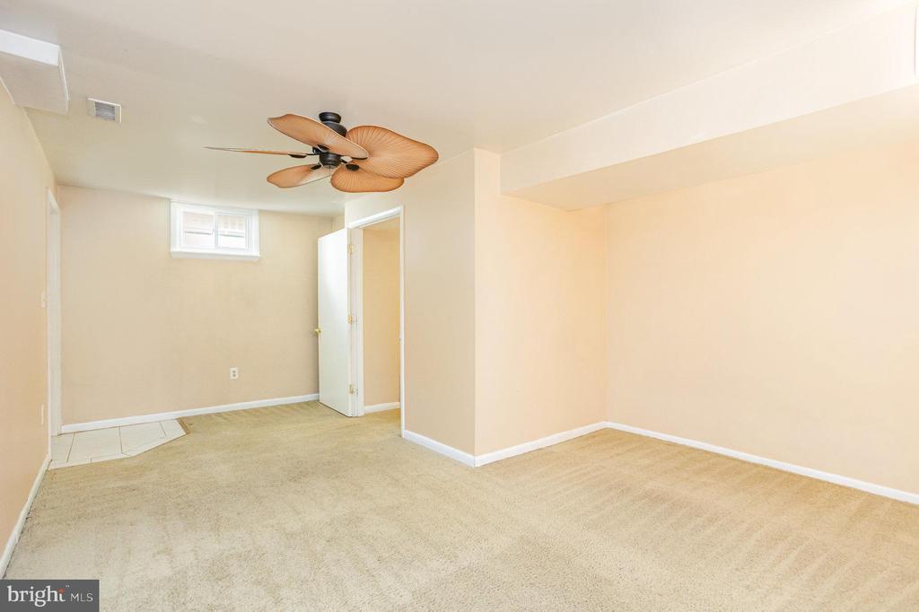 3448 MARBLE ARCH DRIVE