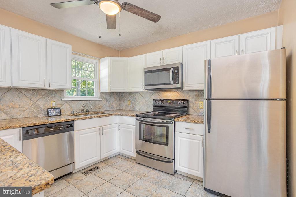 3448 MARBLE ARCH DRIVE
