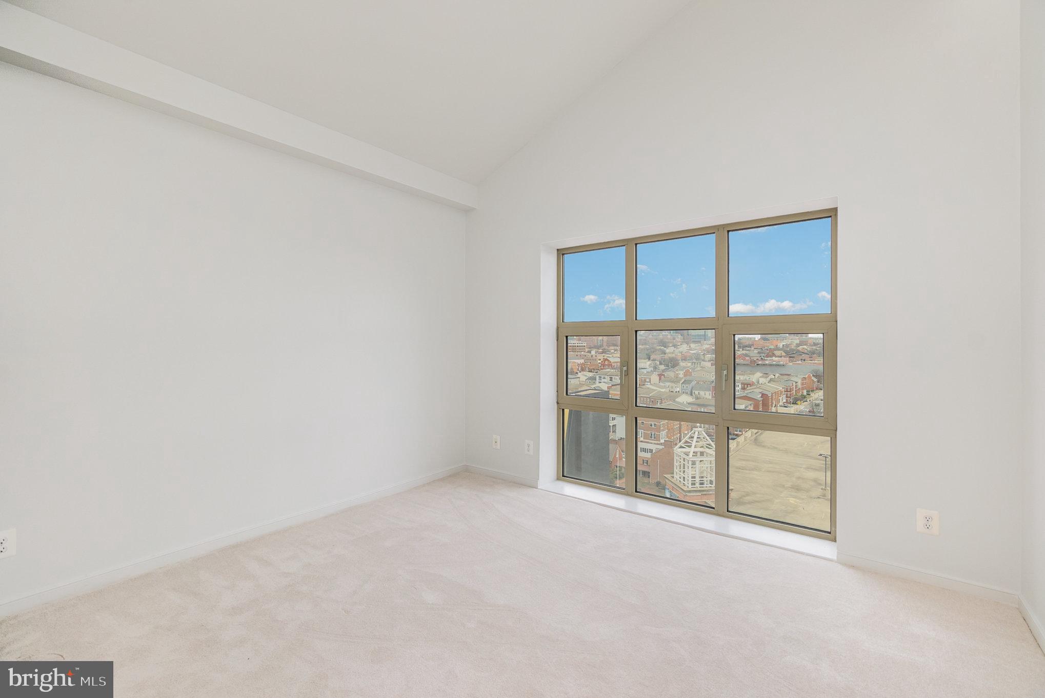 250 PRESIDENT STREET 1011