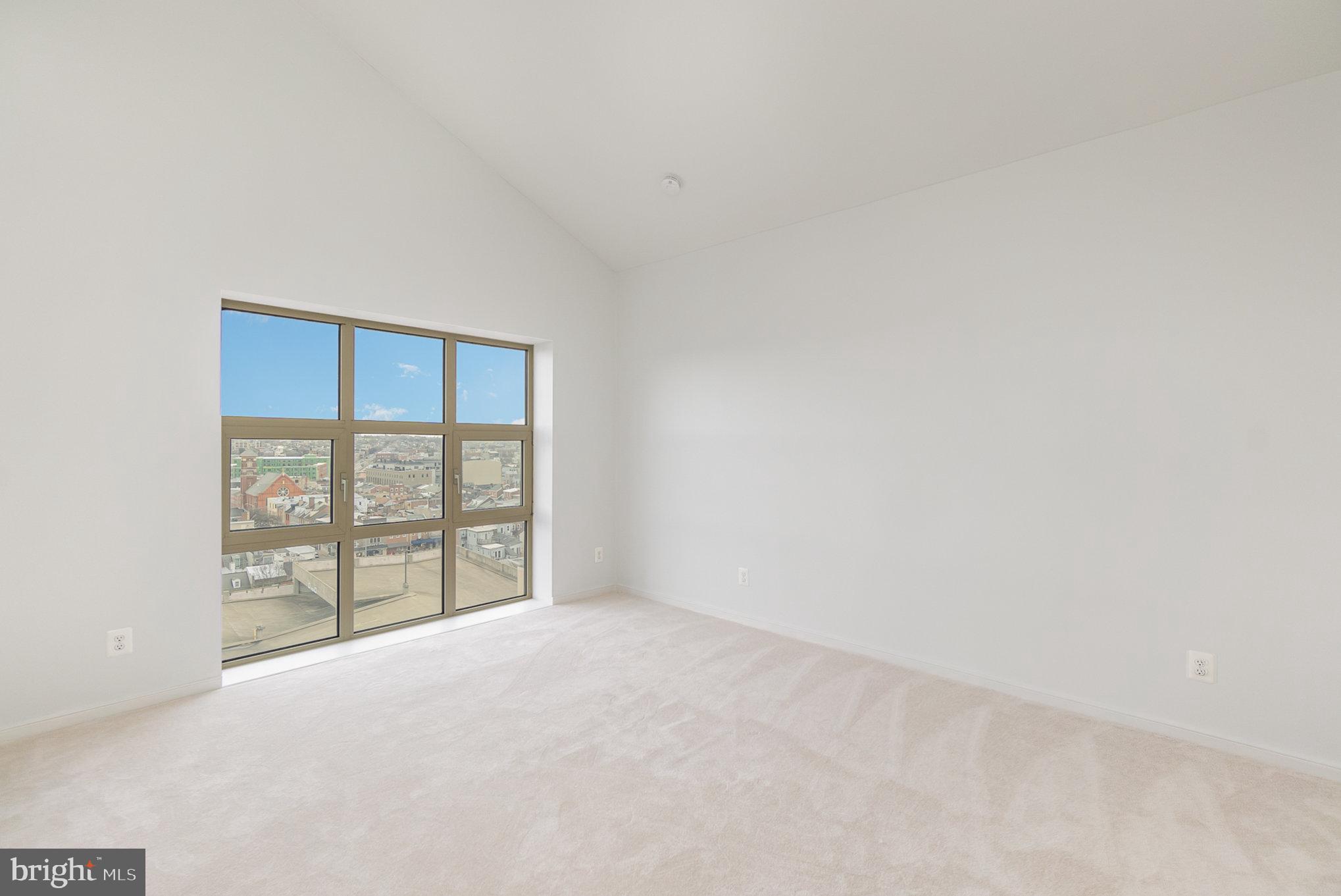 250 PRESIDENT STREET 1011