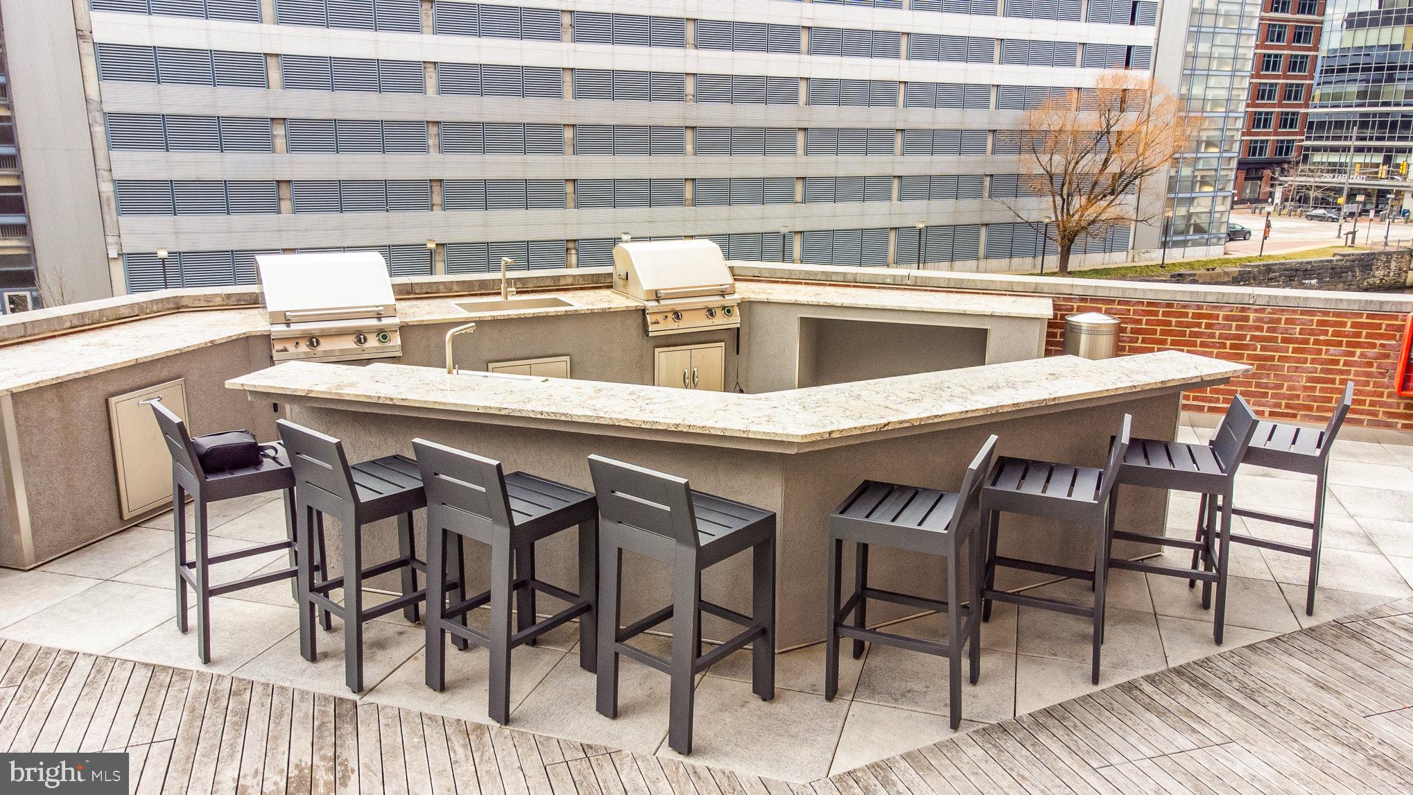 250 PRESIDENT STREET 1011