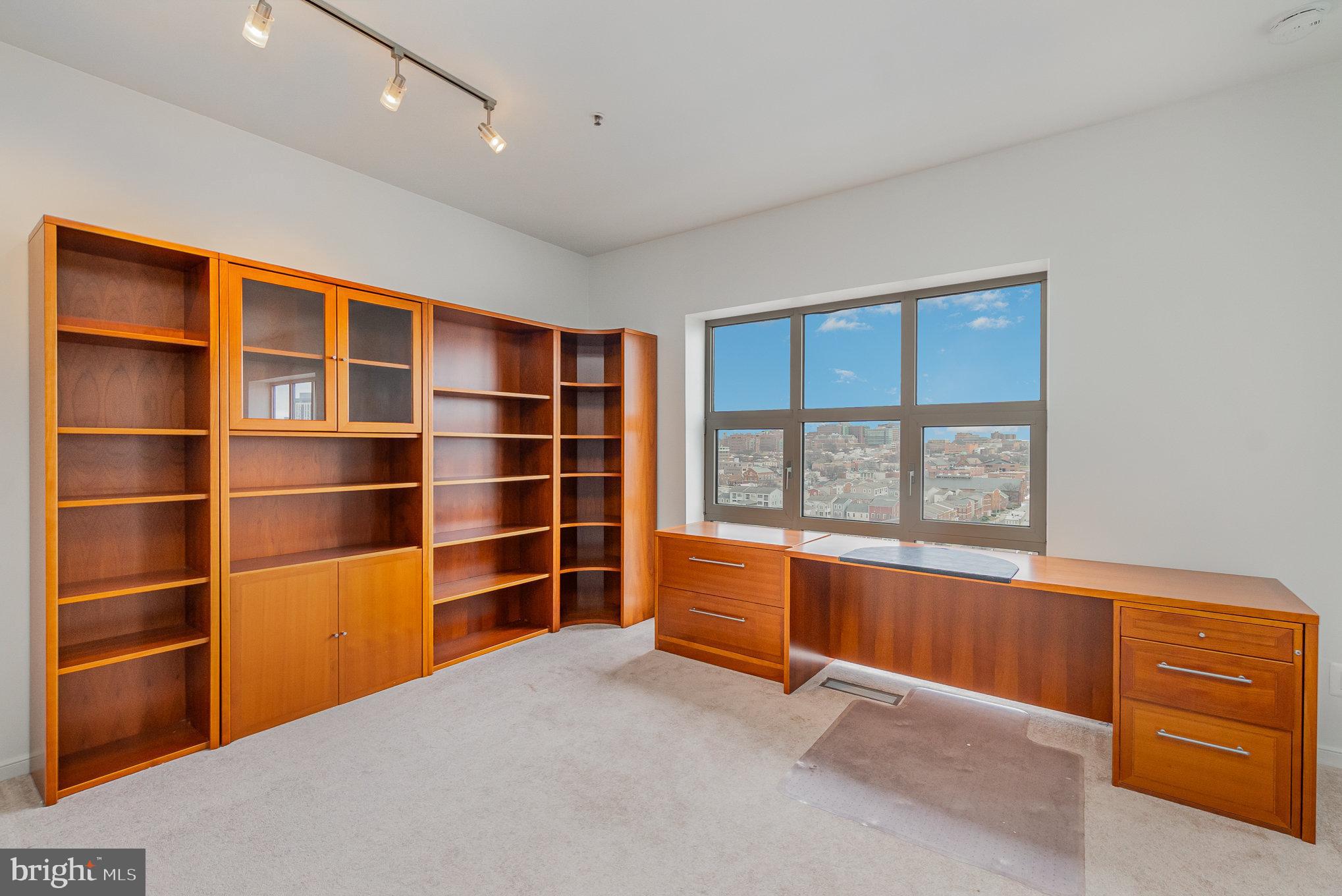 250 PRESIDENT STREET 1011