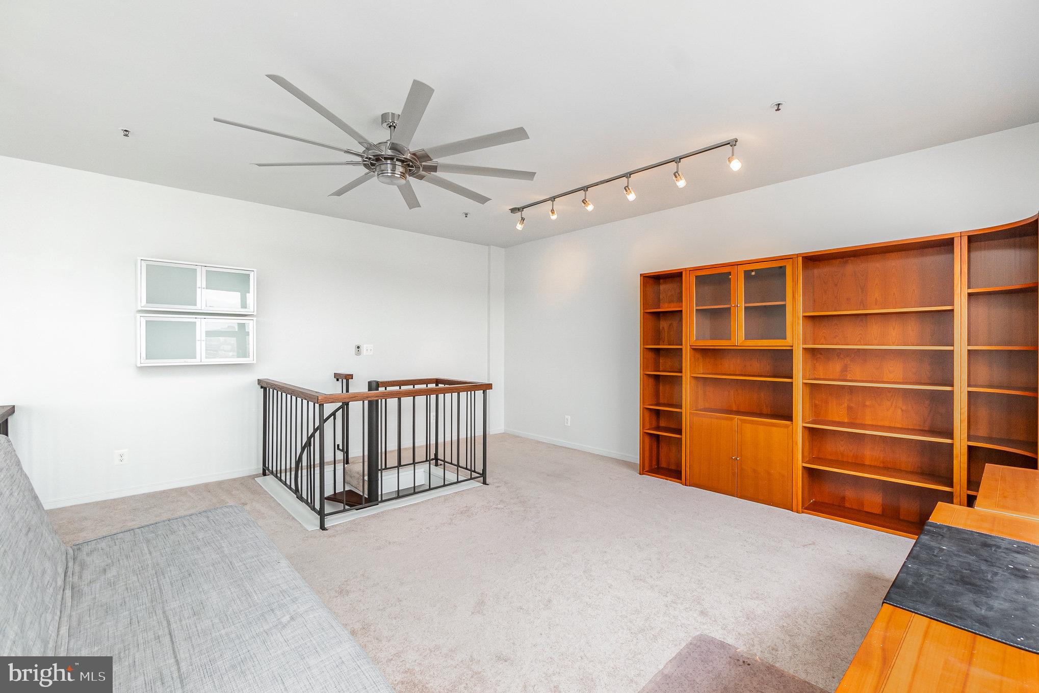 250 PRESIDENT STREET 1011