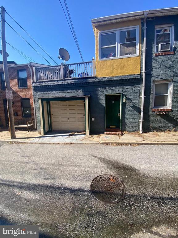 1917 GOUGH STREET B