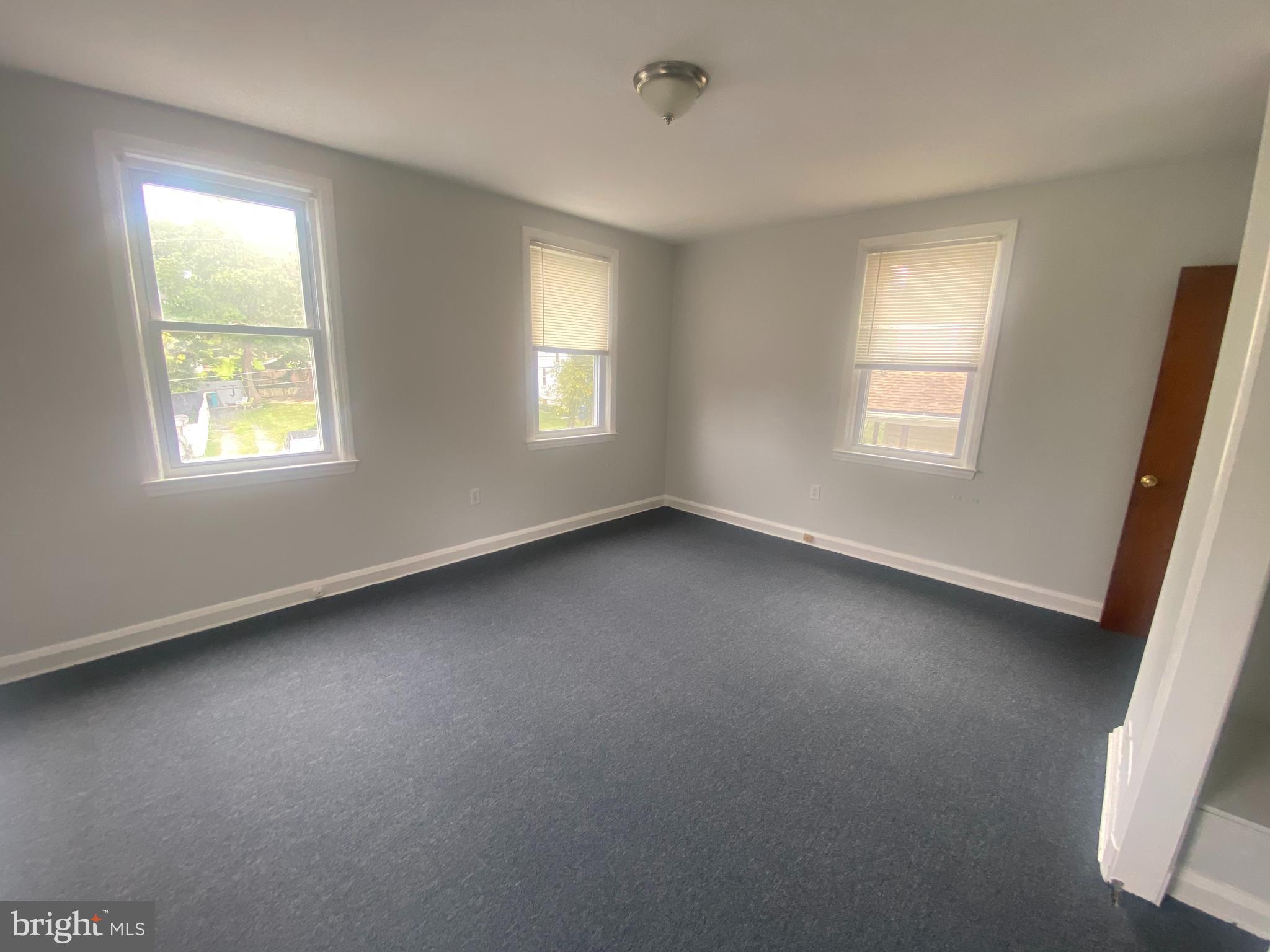 3305 ROSEKEMP AVENUE