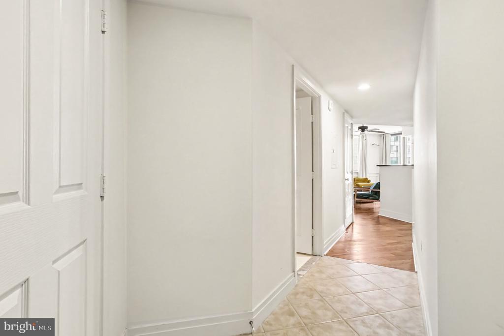 414 WATER STREET Unit: 1705