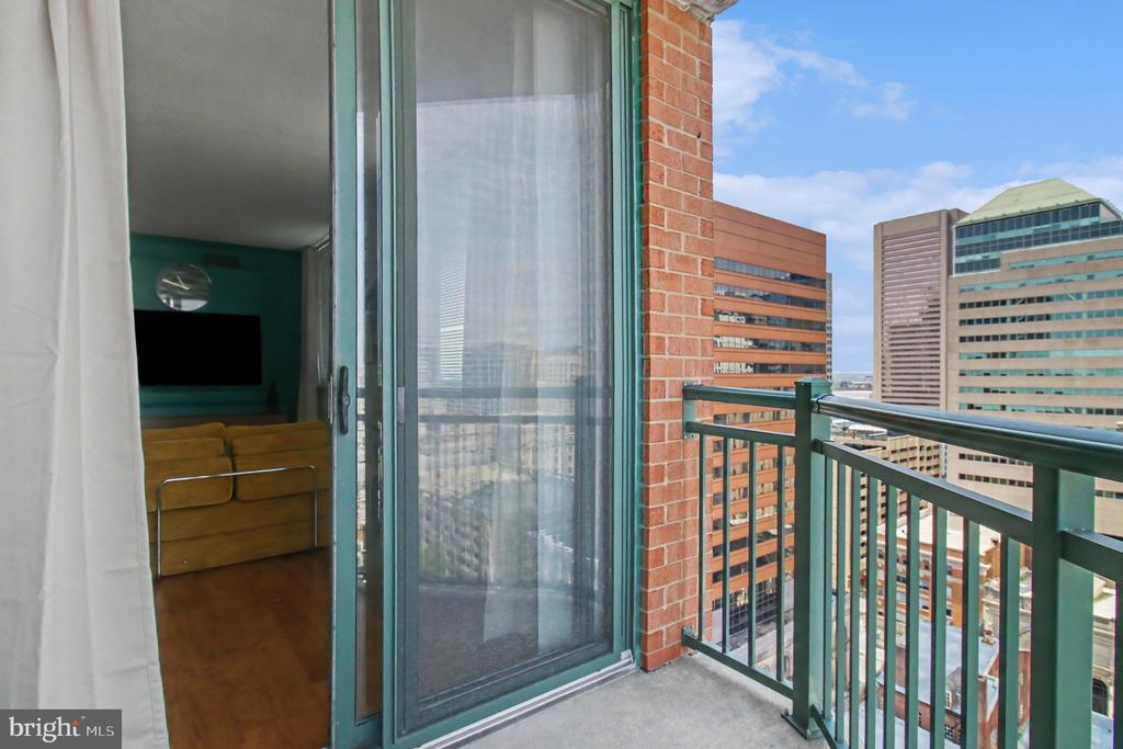 414 WATER STREET Unit: 1705