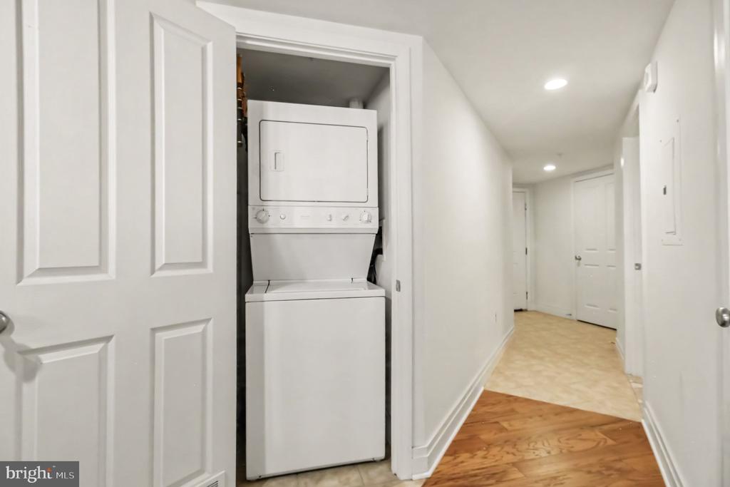 414 WATER STREET Unit: 1705