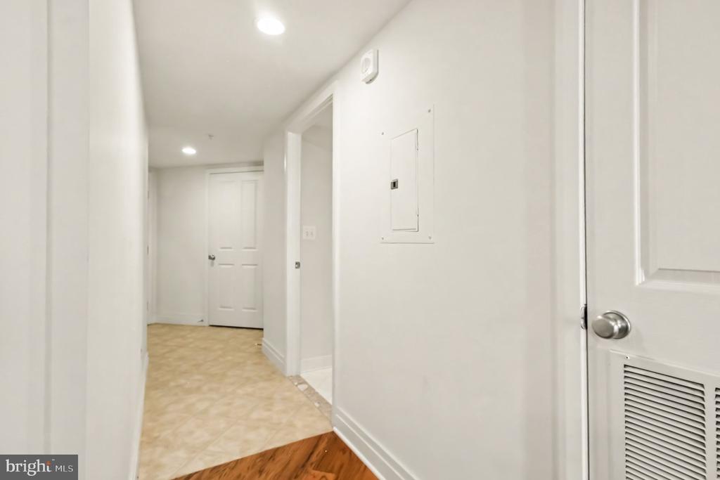 414 WATER STREET Unit: 1705