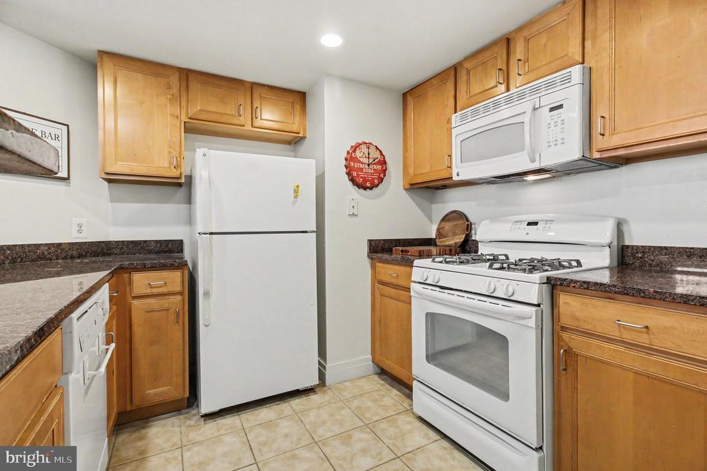 414 WATER STREET Unit: 1705