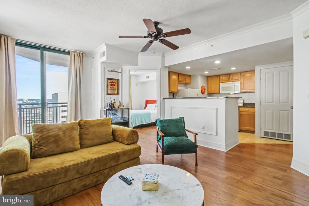 414 WATER STREET Unit: 1705