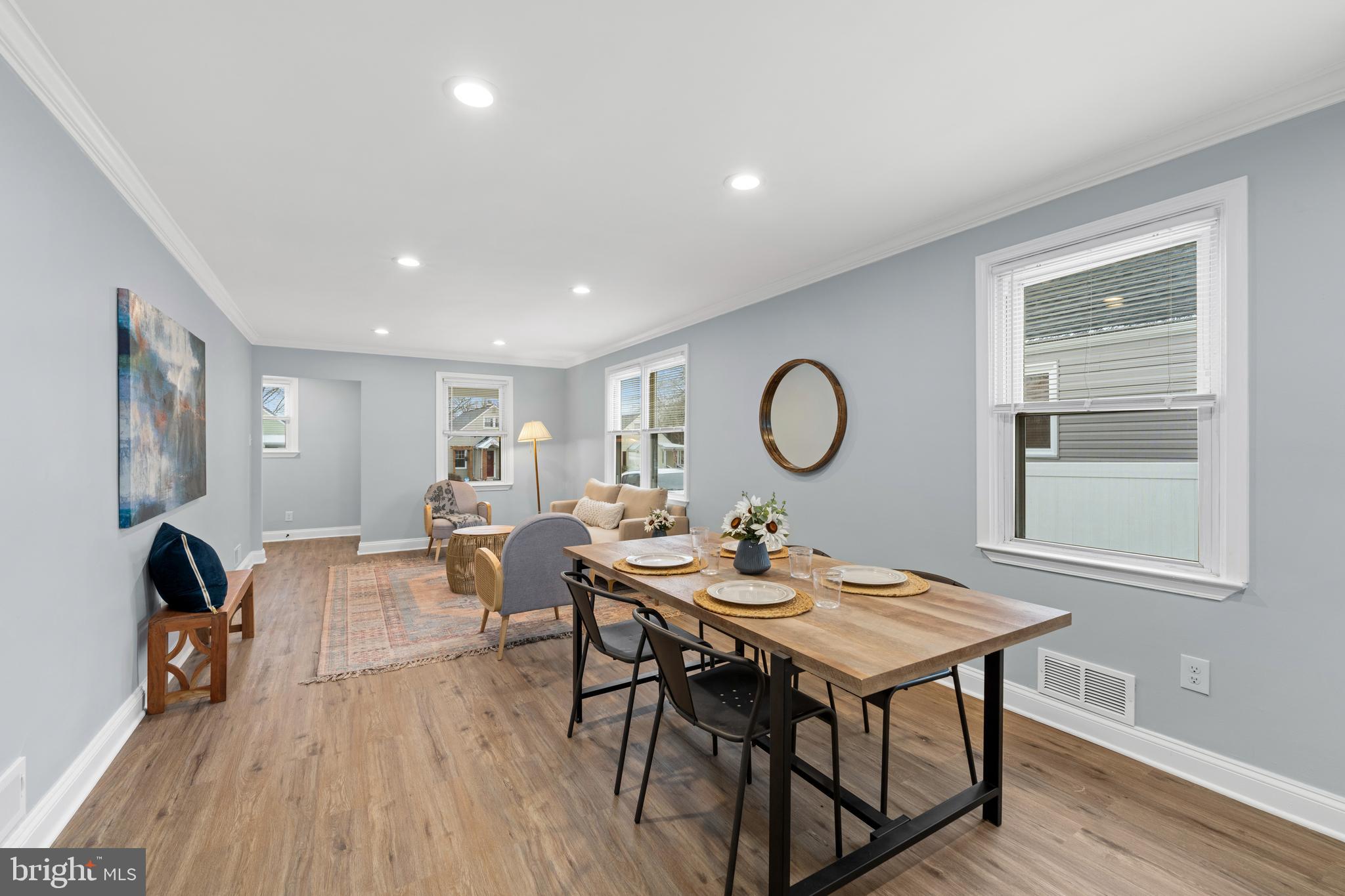 2508 HILLCREST AVENUE