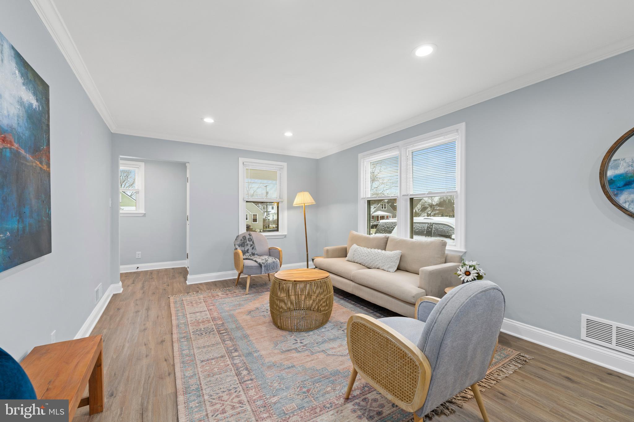 2508 HILLCREST AVENUE