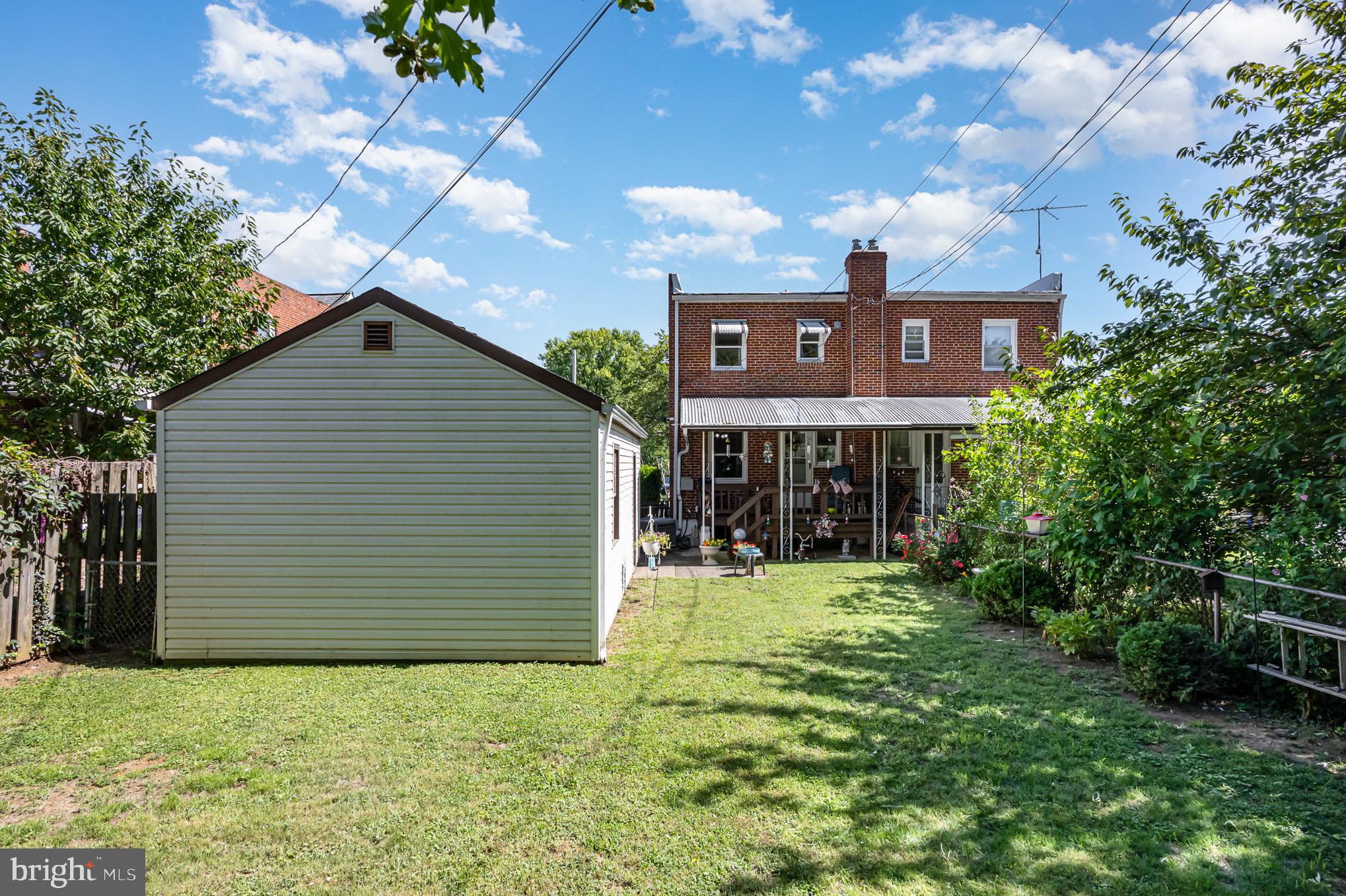 7138 GREENWOOD AVENUE