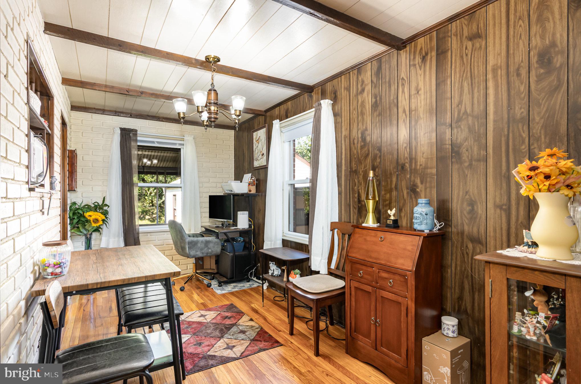 7138 GREENWOOD AVENUE