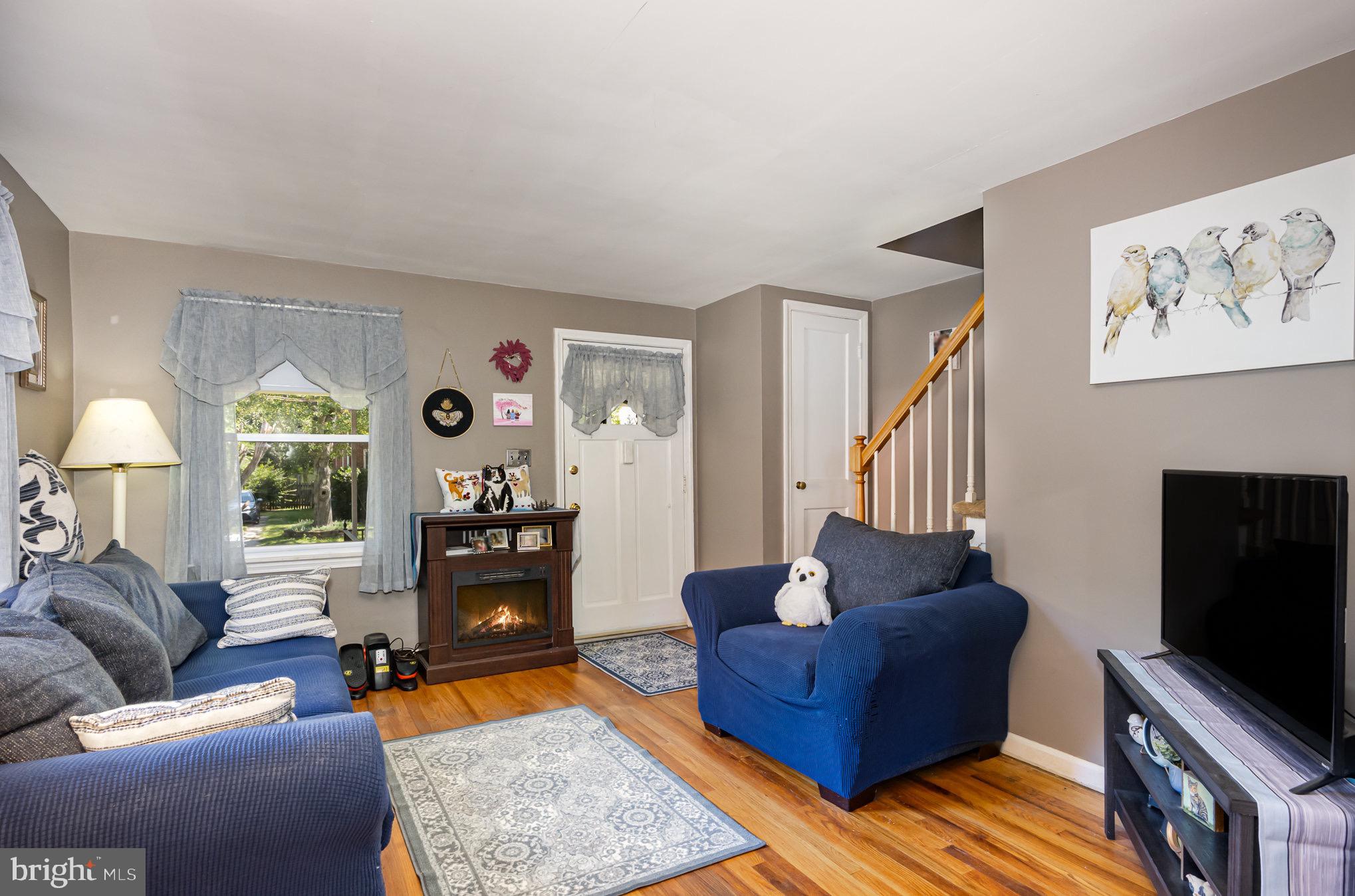 7138 GREENWOOD AVENUE