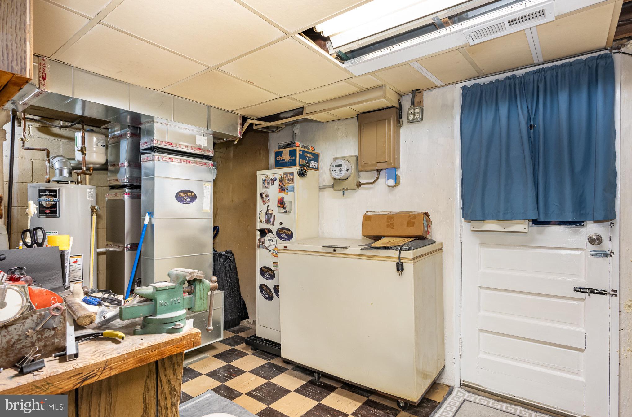 7138 GREENWOOD AVENUE