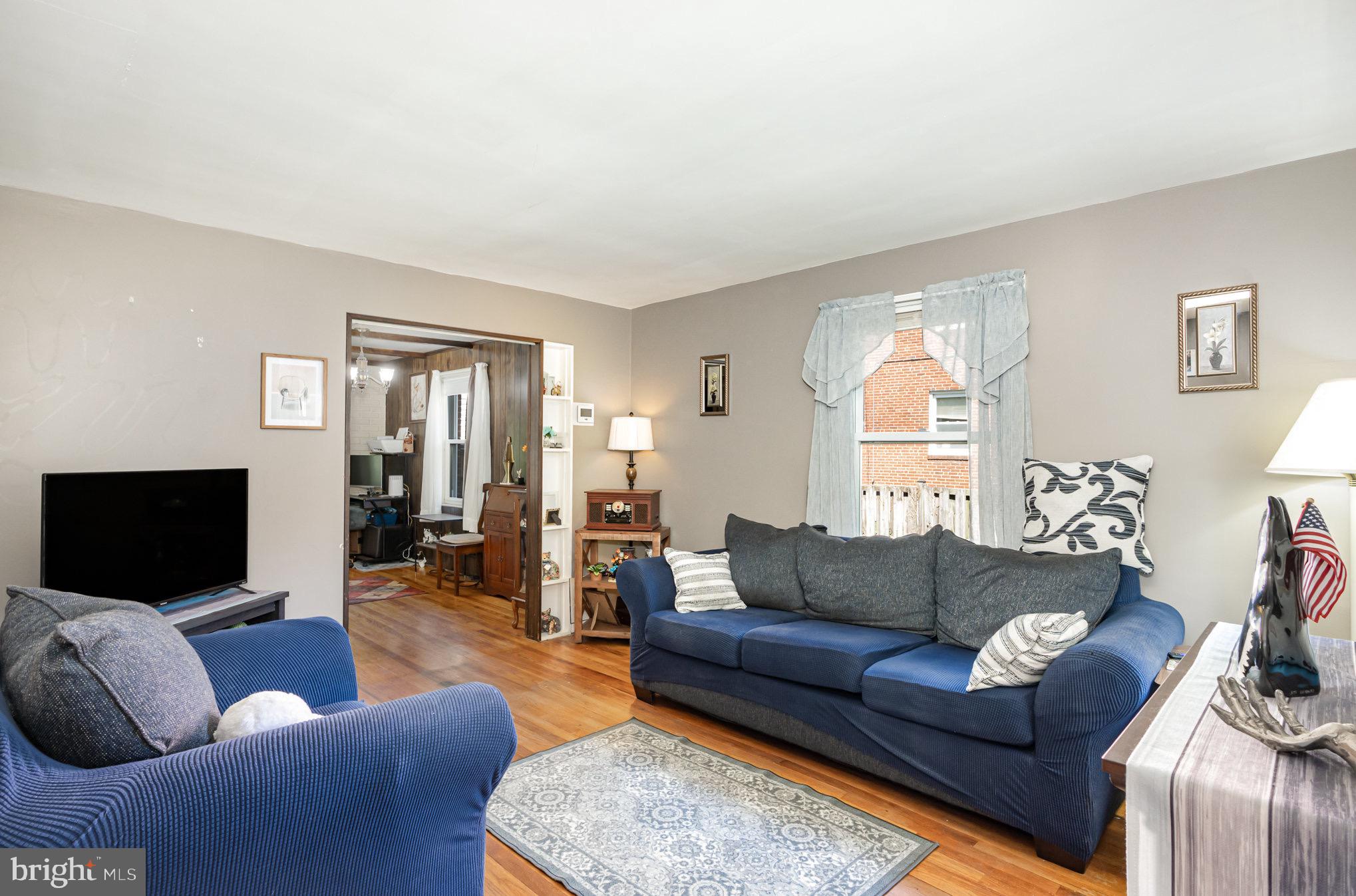 7138 GREENWOOD AVENUE