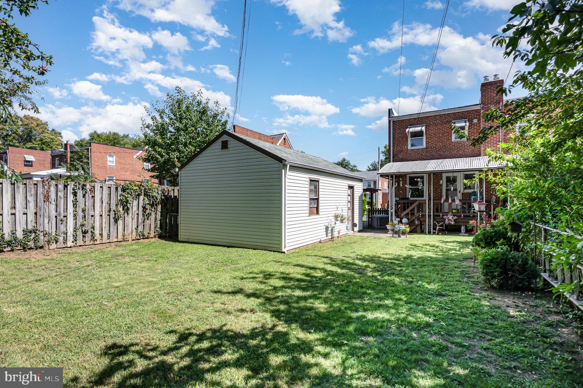 7138 GREENWOOD AVENUE