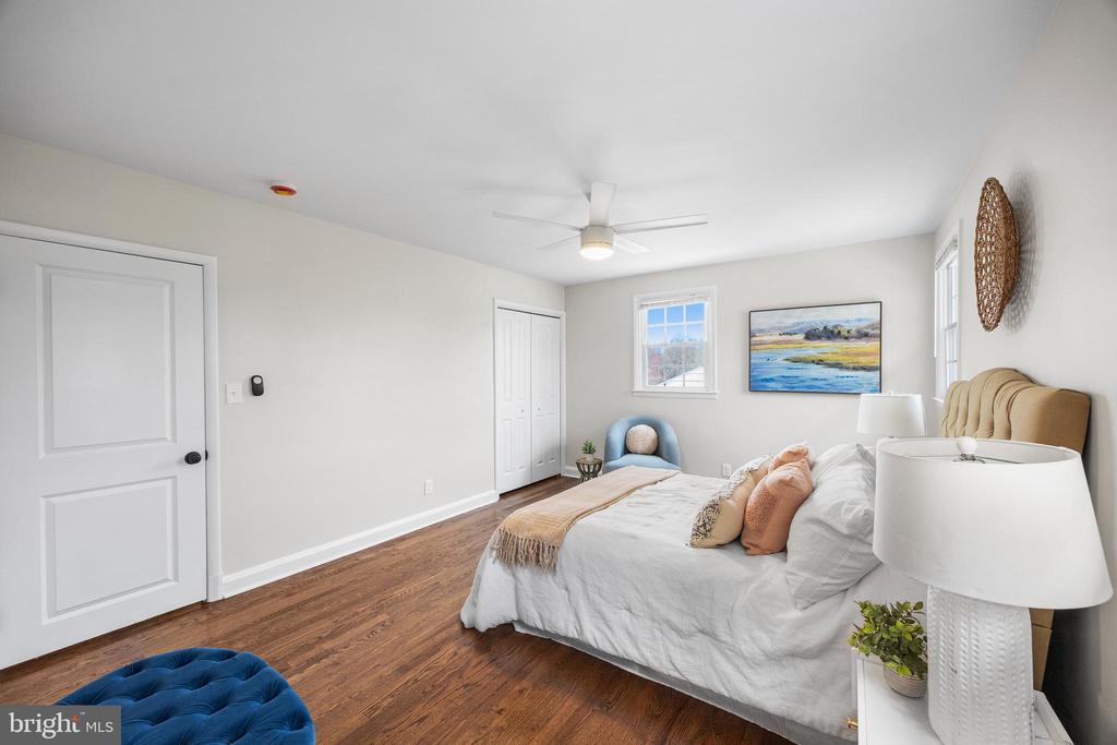 1213 LONGFORD ROAD