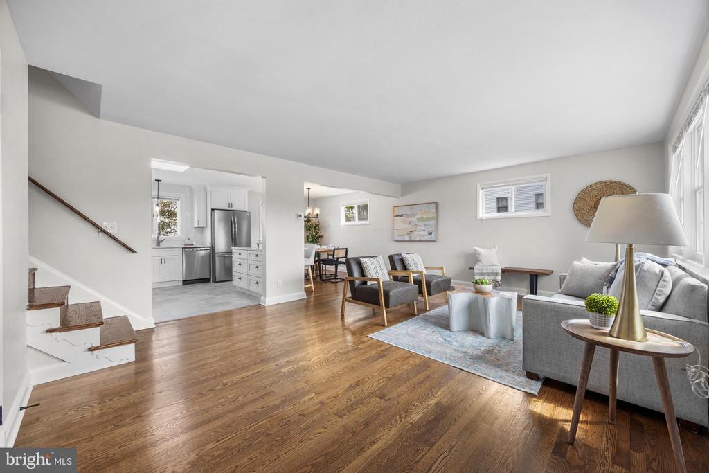 1213 LONGFORD ROAD