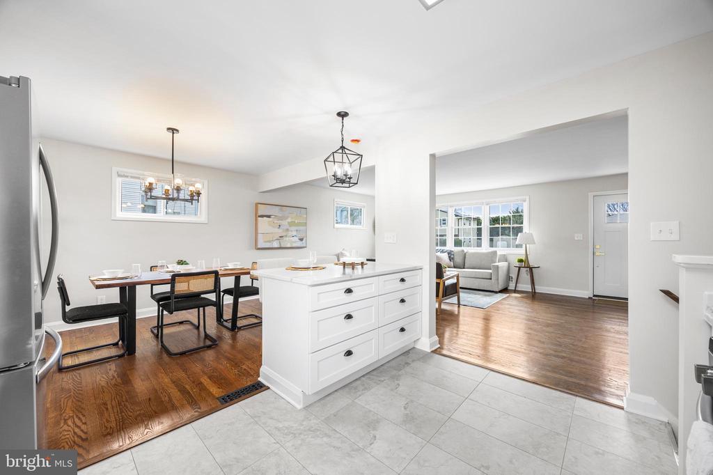 1213 LONGFORD ROAD