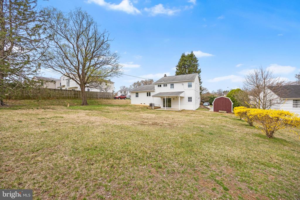 1213 LONGFORD ROAD