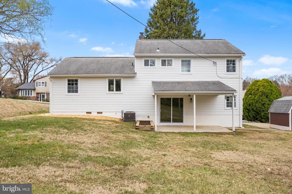 1213 LONGFORD ROAD