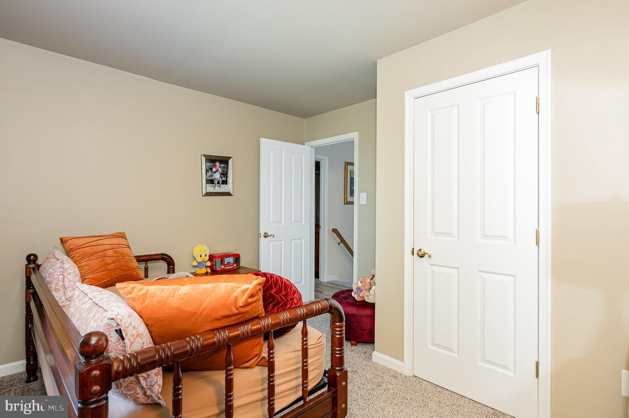 19 DEEP POWDER COURT