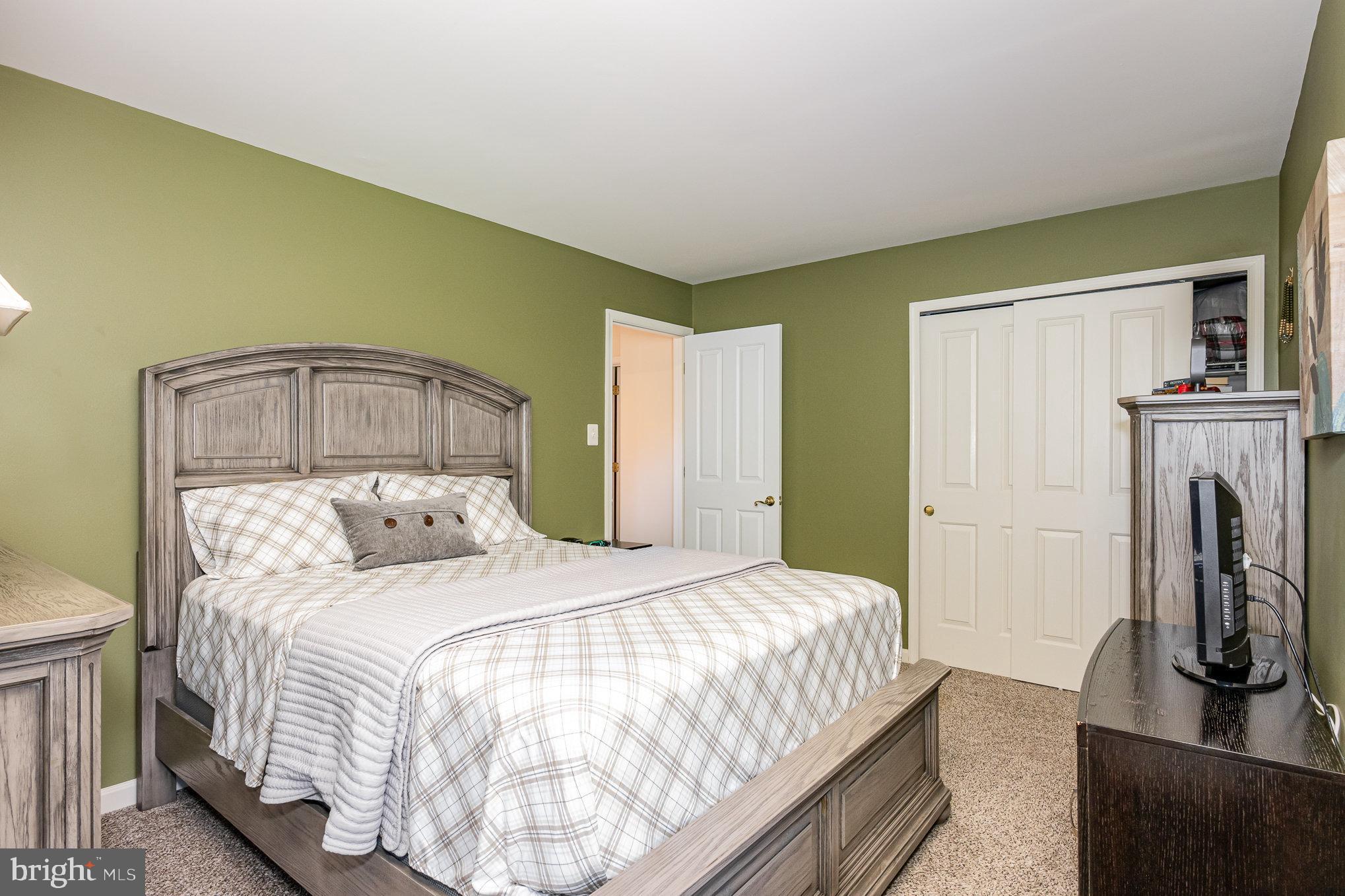 19 DEEP POWDER COURT