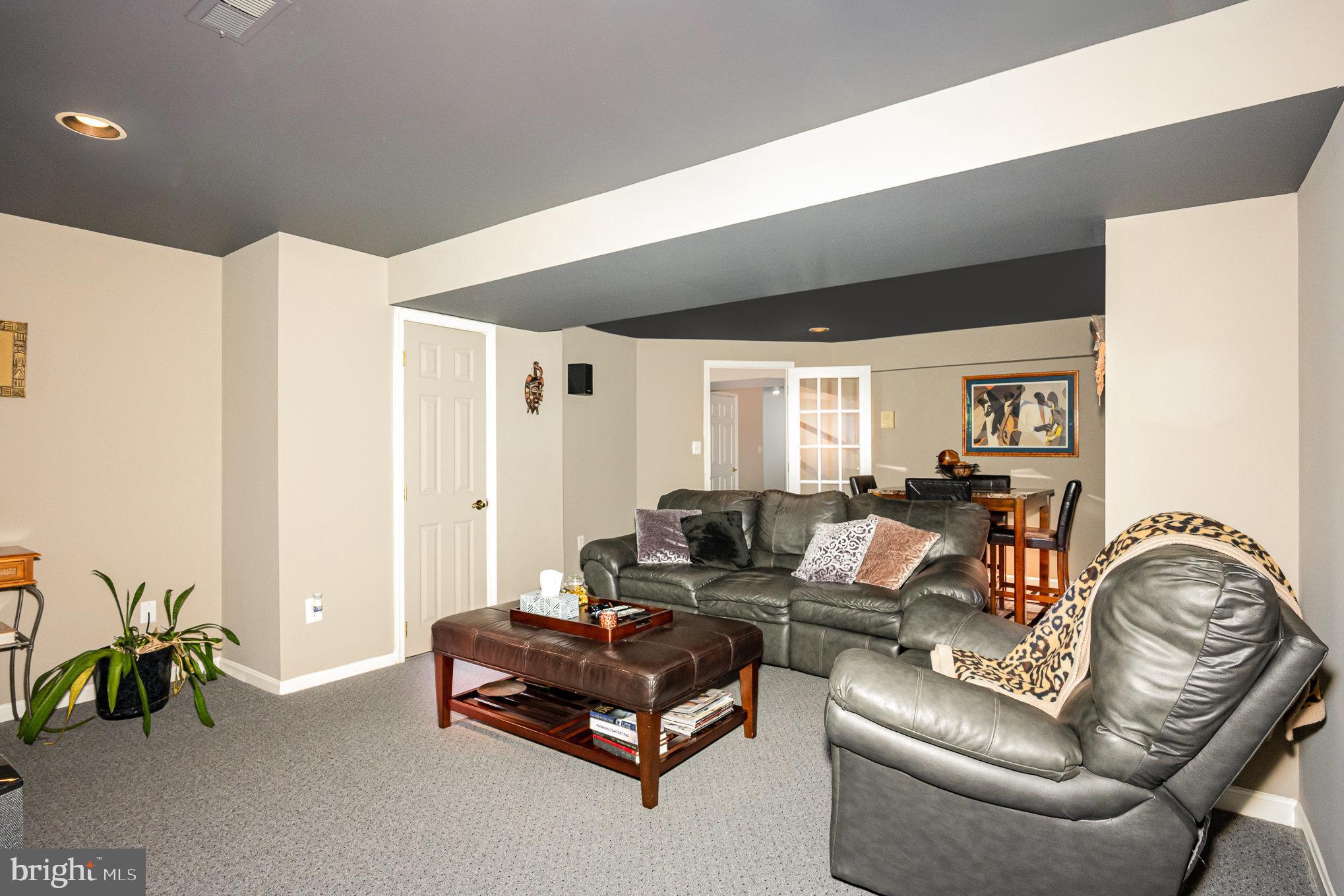 19 DEEP POWDER COURT