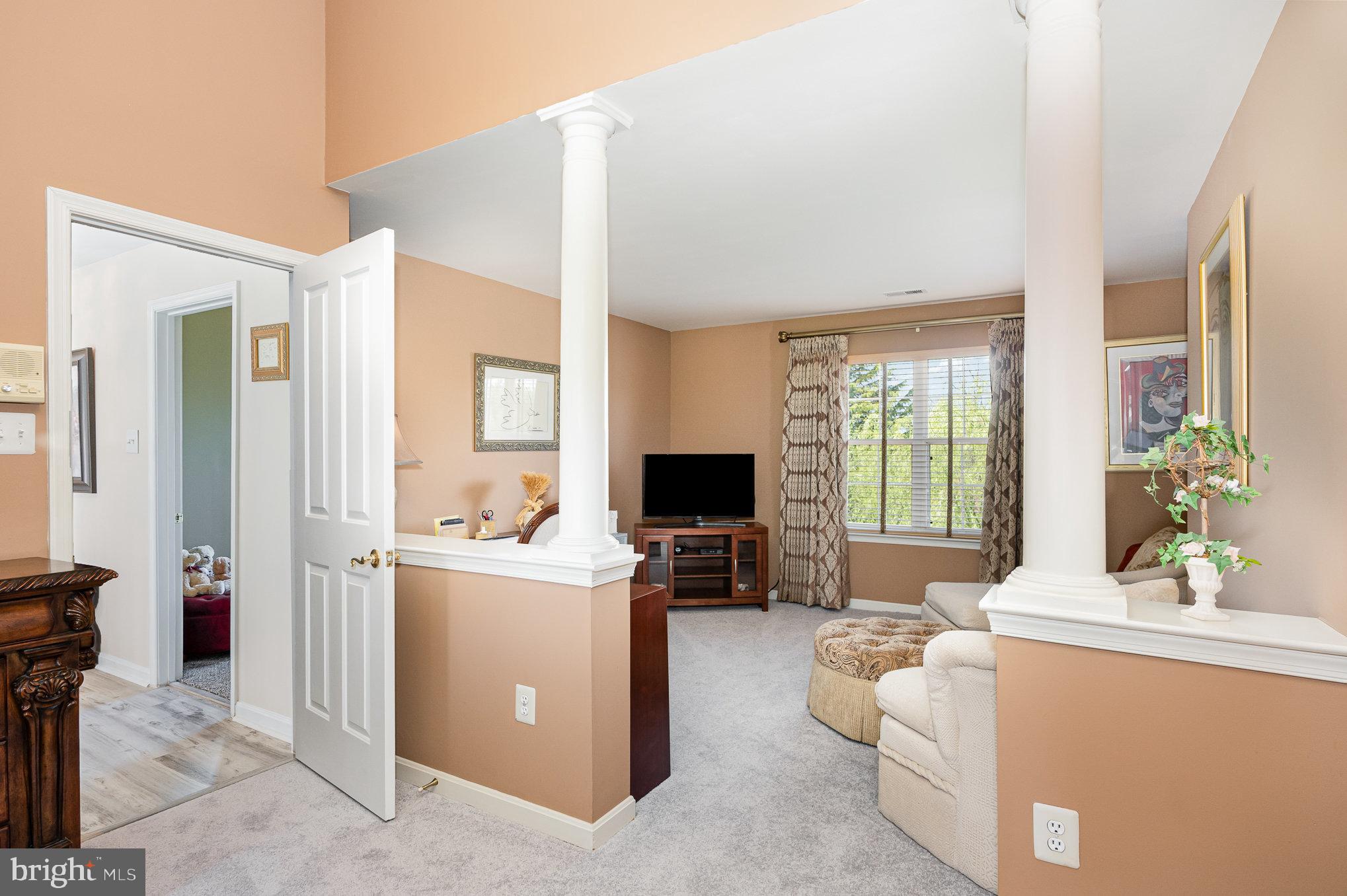 19 DEEP POWDER COURT