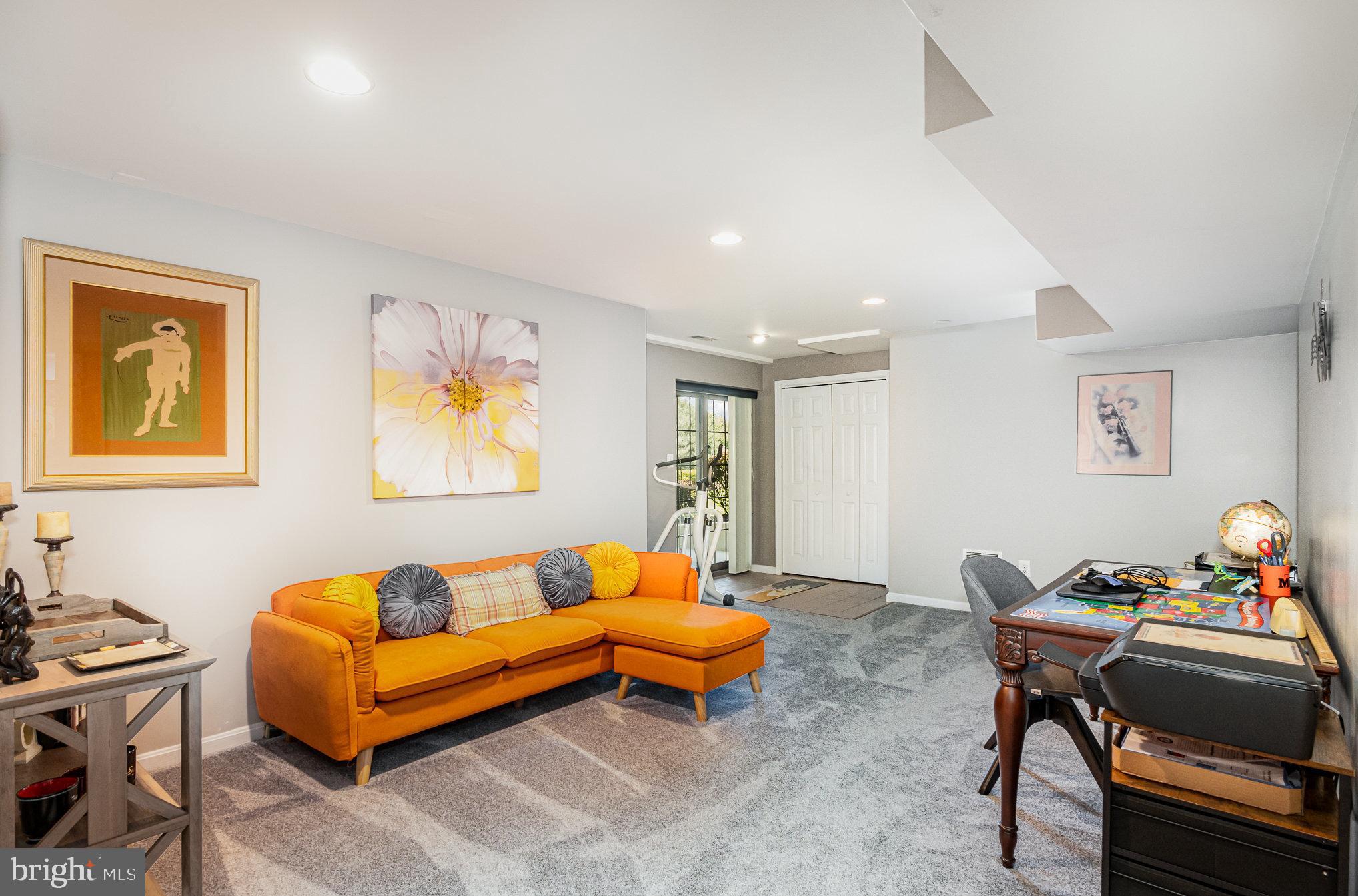 19 DEEP POWDER COURT