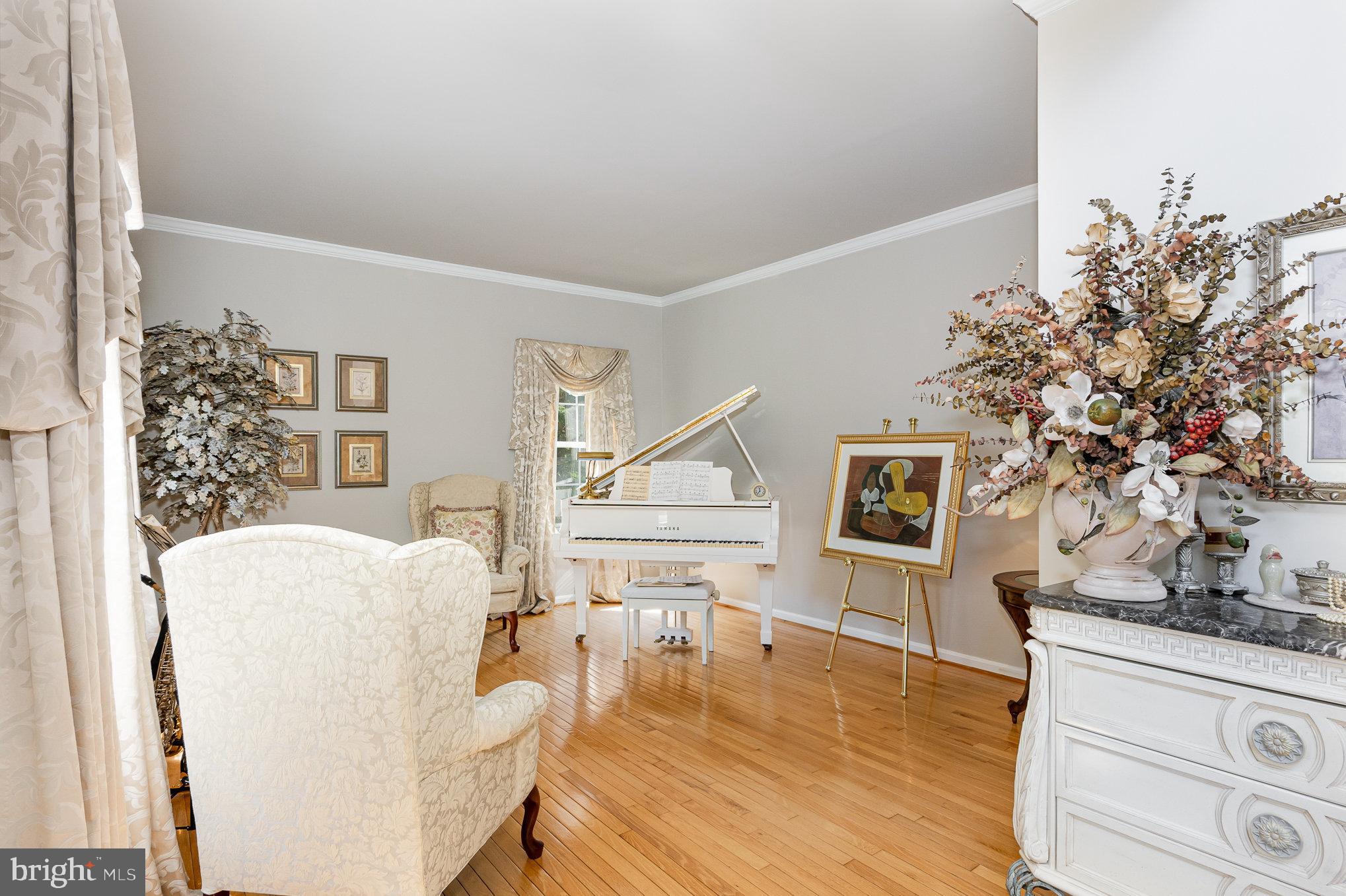 19 DEEP POWDER COURT