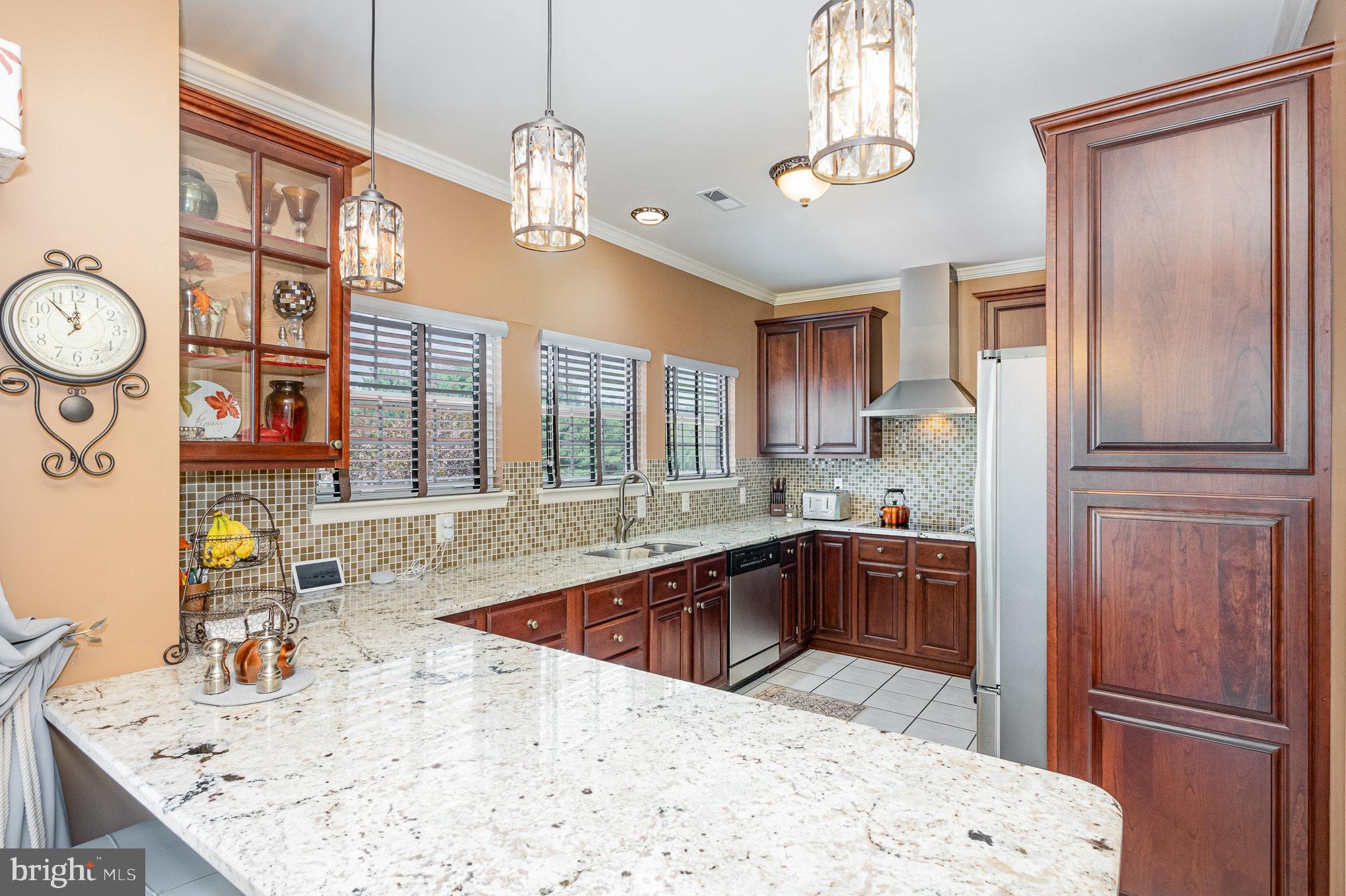 19 DEEP POWDER COURT