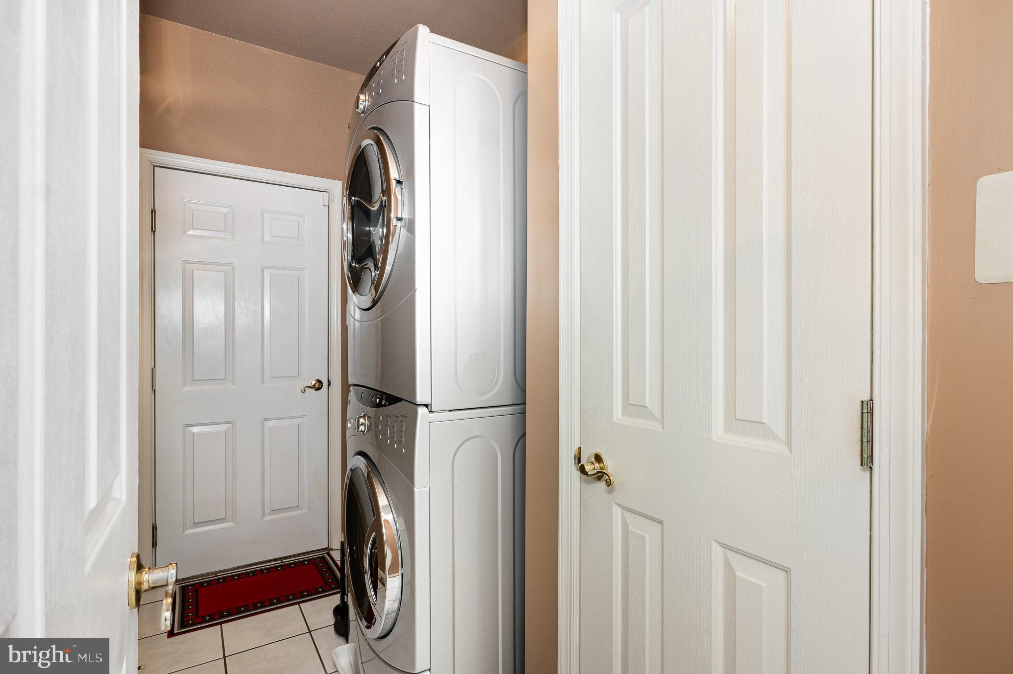 19 DEEP POWDER COURT