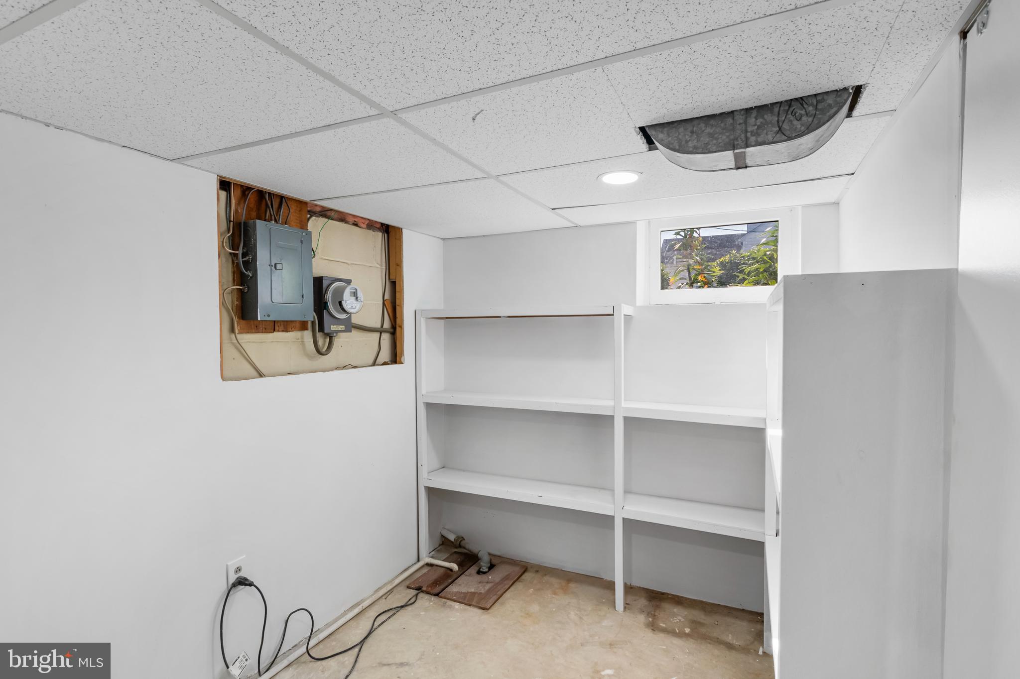 2404 EDGEWOOD AVENUE