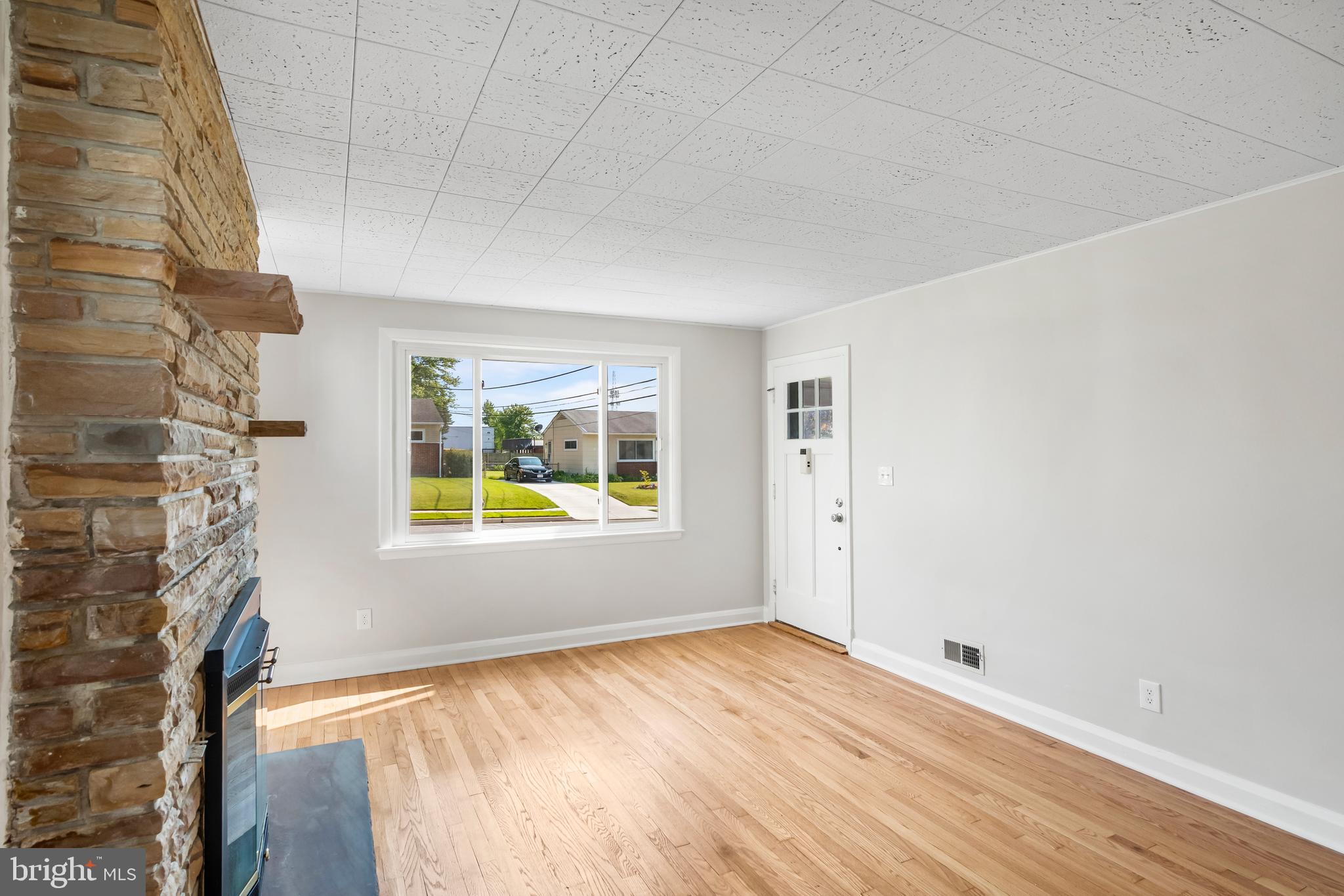 2404 EDGEWOOD AVENUE