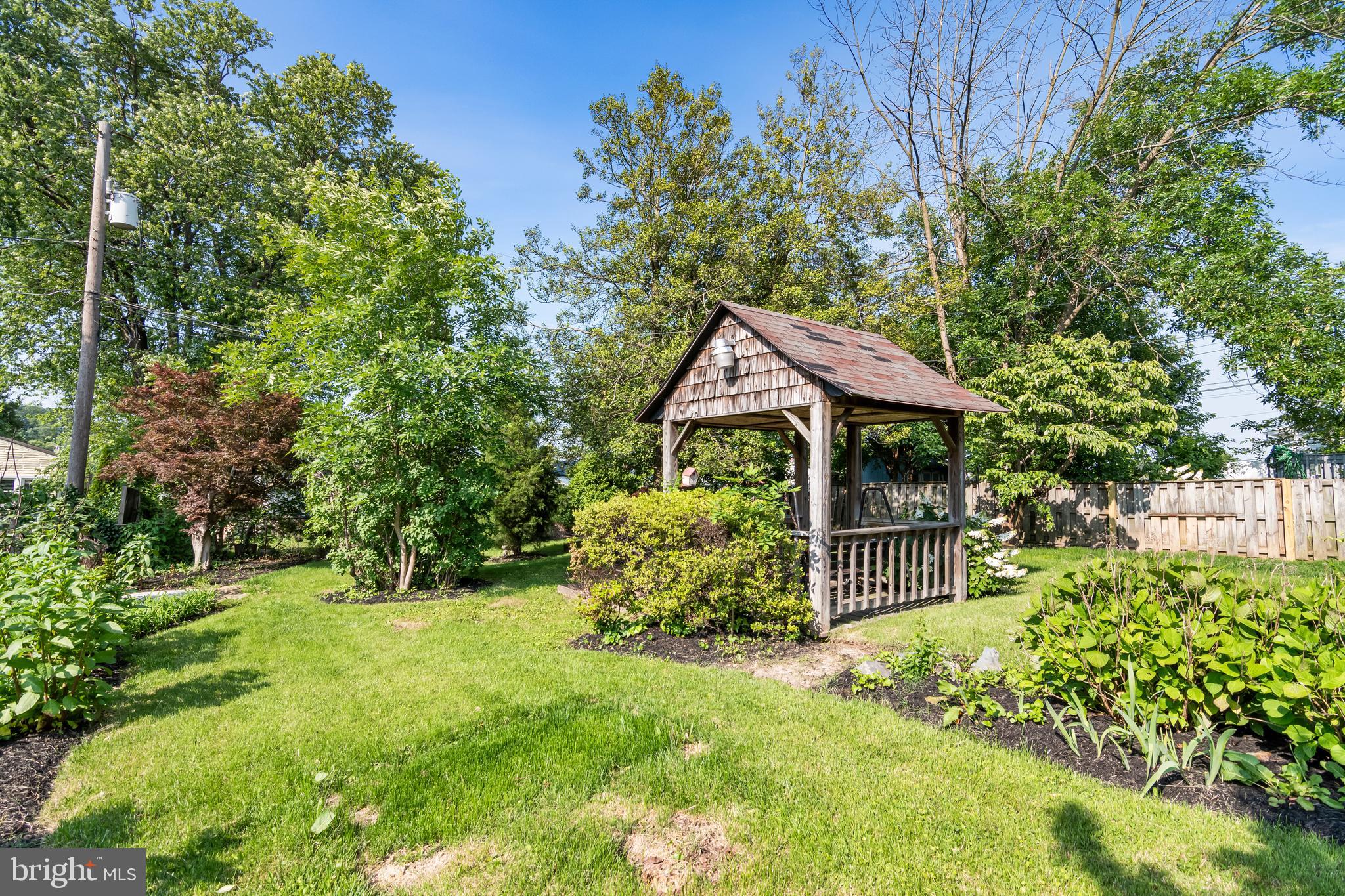 2404 EDGEWOOD AVENUE