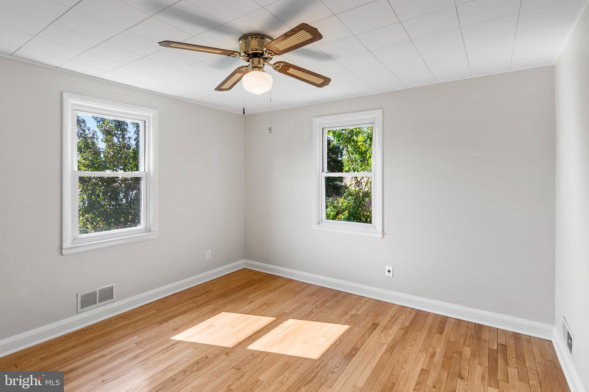 2404 EDGEWOOD AVENUE