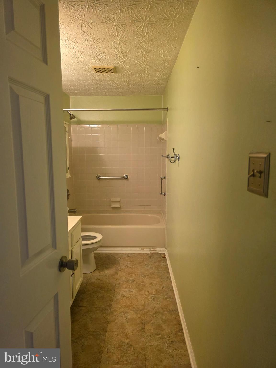 8530 CASTLEMILL CIRCLE